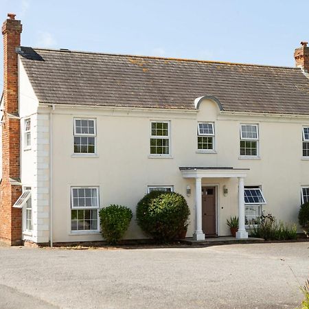 Stunning 6 Bedroom Cottage Near Cornish Coast Bude Kültér fotó